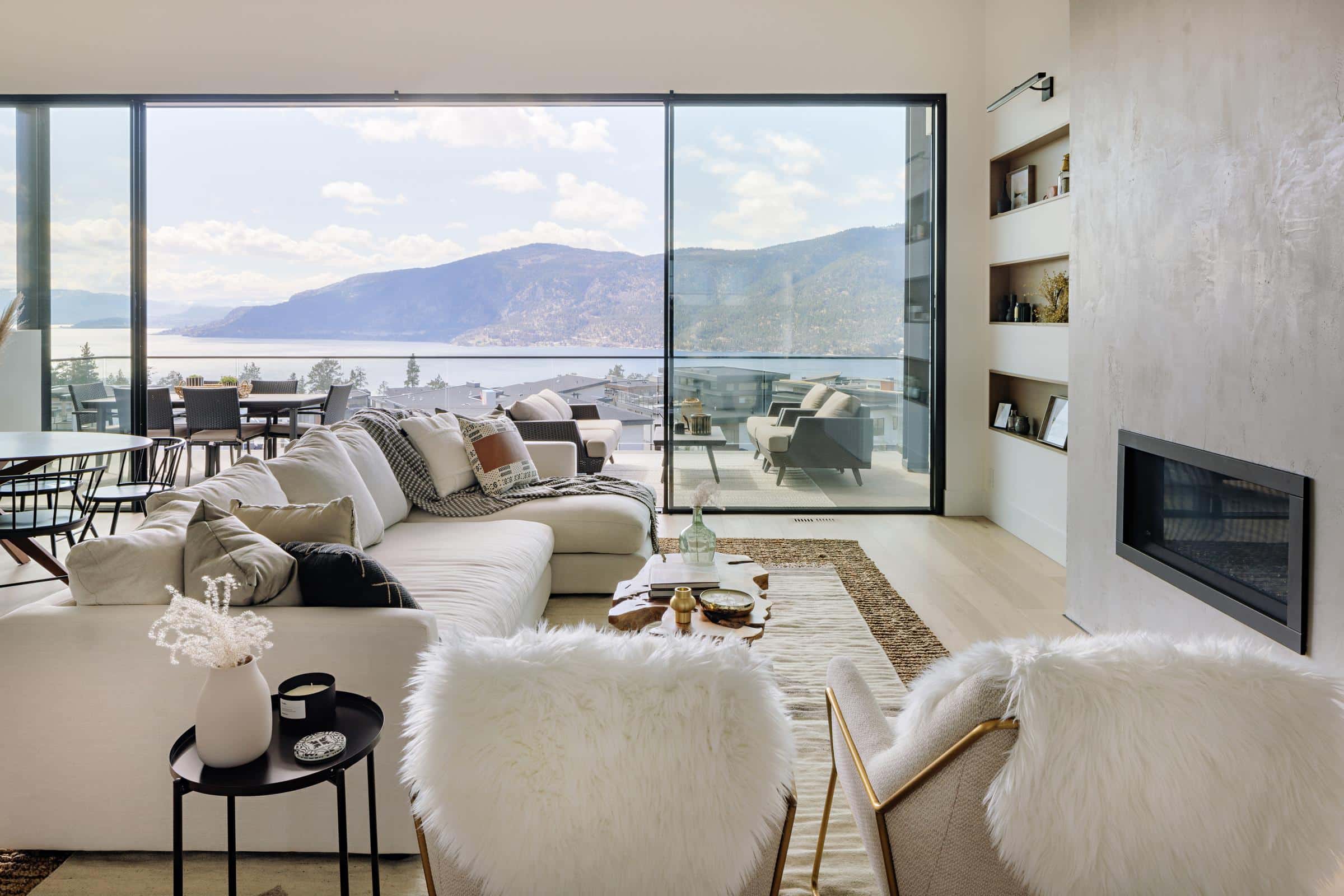Hannah Katey Interior Design - Beacon Hill Show Home